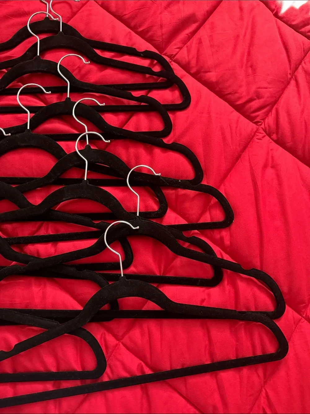Non-Branded Black Velvet Clothes Hangers - 10 Pack